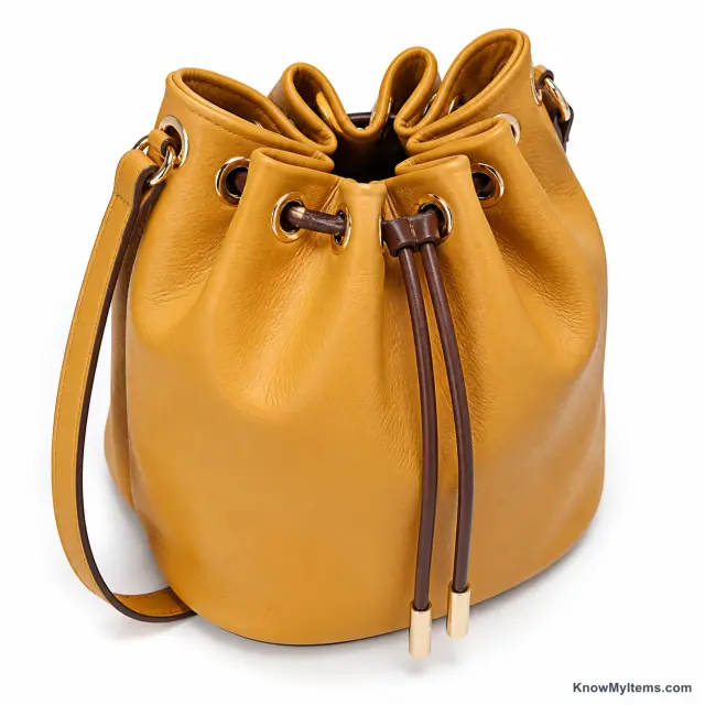 Drawstring product photograph matching this feature definition