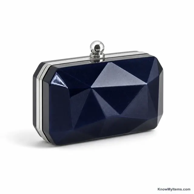 Minaudière product photograph matching this style definition