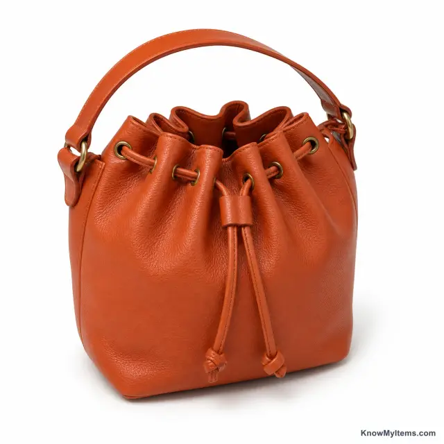 Drawstring product photograph matching this feature definition